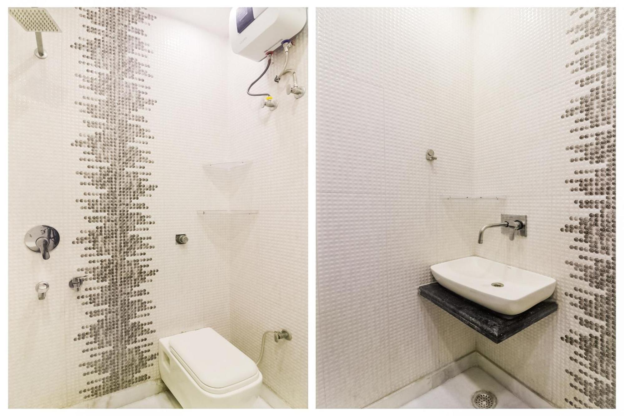Golden Bridge Hotel New Delhi Ngoại thất bức ảnh